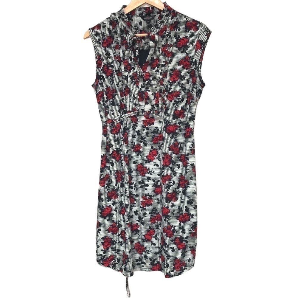 STORK & Babe cap sleeve rose print half button front maternity dress Medium